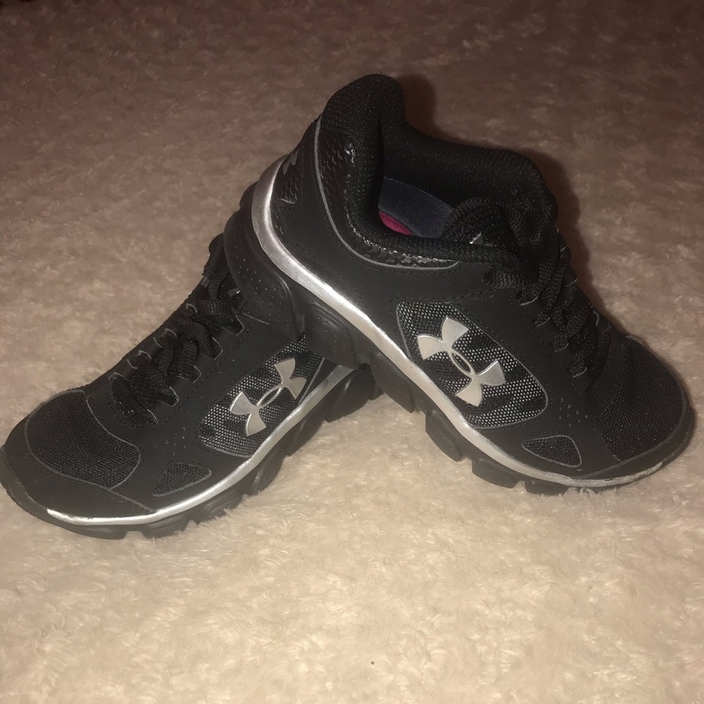 Kids shoes